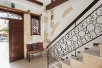 Harismari Cozy Hotel