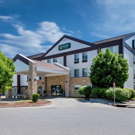 Quality Inn & Suites
