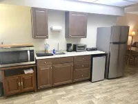 Guest House with pool, boat parking