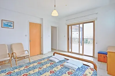 Villa Athina Finiki