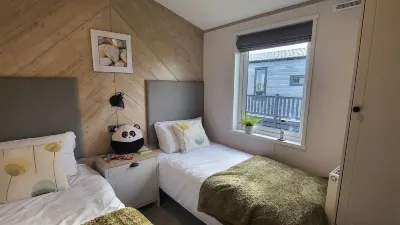 Honeycomb Lodge