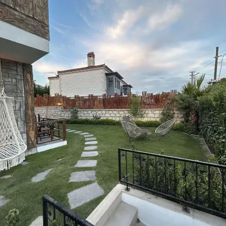 Pupa Alaçatı Butik Otel