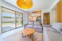 Increteblue Suites Hotels in Lampi