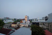 Nineties Homestay - Hostels