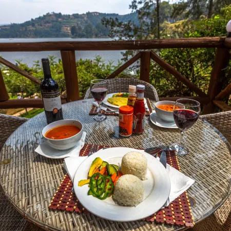 Bunyonyi Overland Resort