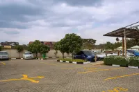 The Nest Boutique Hotel - parking