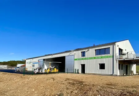 Ecole de Pilotage Ulm Lozere Отели в г. Шатонёф-де-Рандон