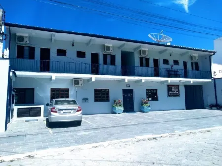 Hotel Pousada Garoupas