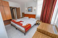 Carmen Suite Hotel - Condos