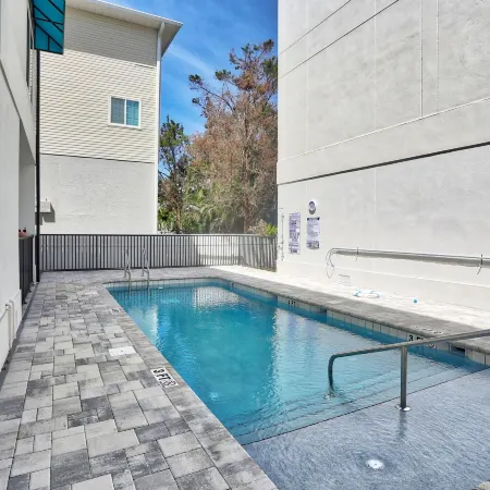 Azul Townhomes C1 - Sol Retreat