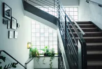 ليفيز رومز آند بريكفاست