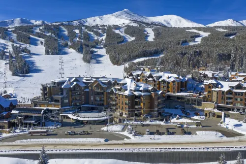 Grand Colorado on Peak 8 Hotel a Copper Mountain