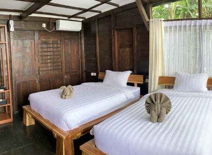 Maniva Particael Resort