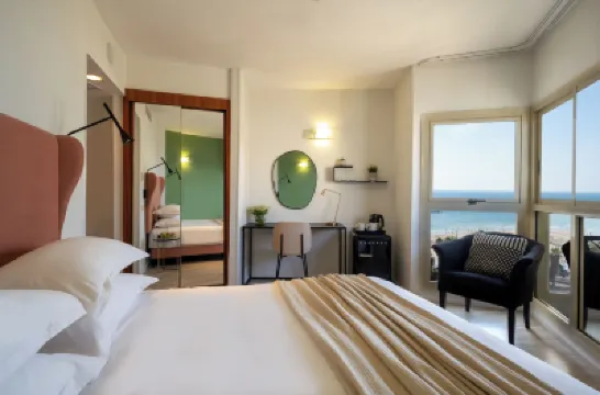 Maxim Design Hotel 3 Star Superior โรงแรมใน