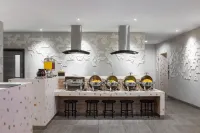 Amaris Hotel Kalimalang