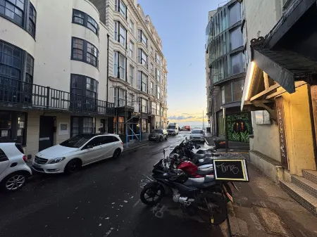 Seaside Hotel Отели в г. Сити оф Брайтон энд Хов