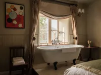 Manor House Inn