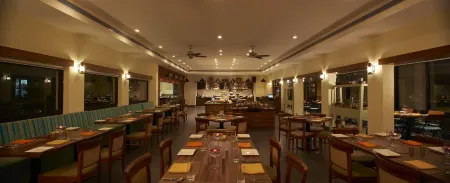 Club Mahindra Kanha Отели в г. Мандла