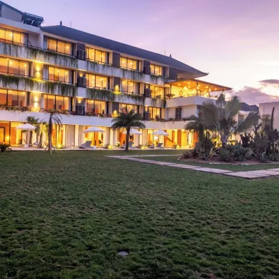 Octa Canggu Villa and Condotel Hotels near Babakan