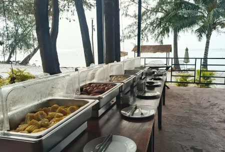 sunny beach resort Отели рядом с достопримечательностью «Као Тауч Бич»