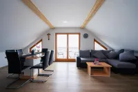 PJ Apartments & Wellness - Hot Tub & Sauna - Free Parking - Bjergudsigt