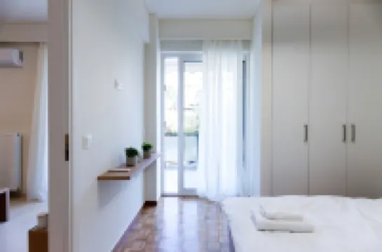 Modern 2-bedroom Apartment in Downtown Glyfada