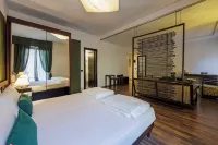 Hotel Alla Grotta Hotels in Lazise Old Town