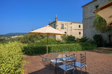 Pousada Mosteiro de Amares Отели в г. Соэнгаш