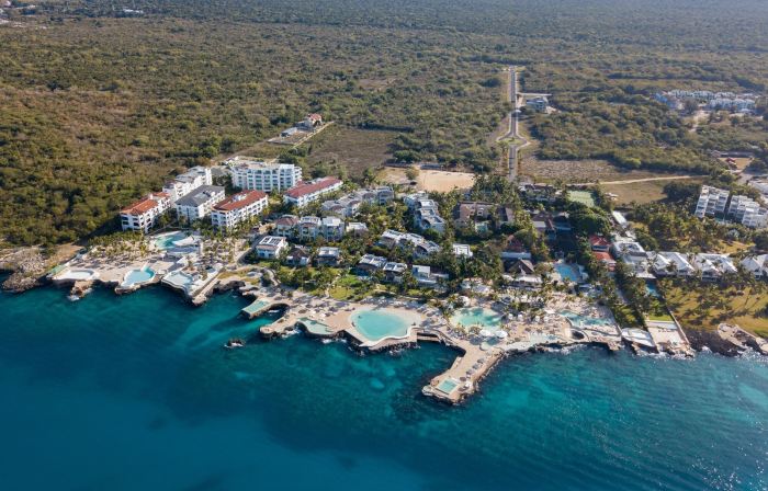 Tracadero Beach Club & Holidays Rentals