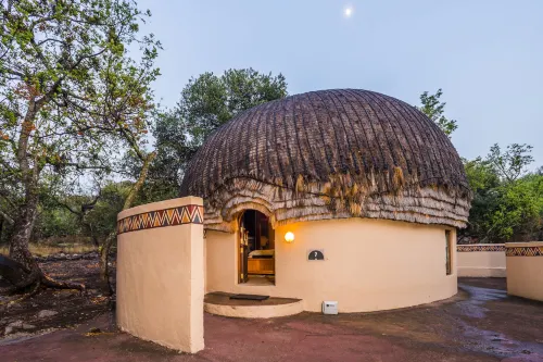 Aha Lesedi African Lodge & Cultural Village - Frühstück