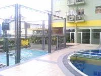 Apartment the Suites Metro by Yudis - Rooftop Pools