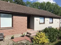 Foinaven Bed & Breakfast Hotels near Leckmelm Garden
