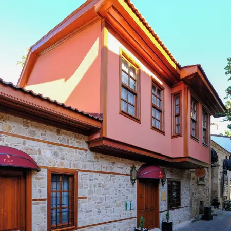 Pina Hotel Oldtown