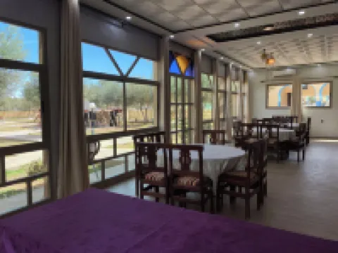 Ighiz Inn Resort فنادق في الرشيدية