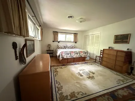 Nestled in a Quiet Neighborhood, Yet Minutes to Tech Отели рядом с достопримечательностью «Политехнический университет Виргинии»