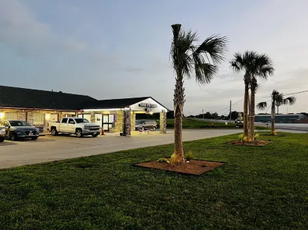 GreyStone Inn Отели в г. Альворд