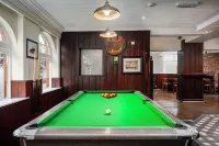 Elephant and Castle Hotels in Wakefield