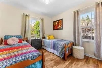 Cozy 3 Bedroom Cottage in Quiet Neighborhood in Nampa Hotels near Nampa Public Library