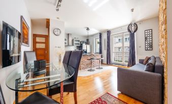 Maria Ludwika, Sun & Snow