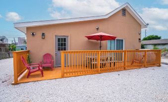 Charming 3Br2BA Gem Close to Downtown Riverwalk