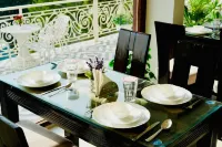 Pax Hotel Spring Solance 200 Mtr from Gandhi Chowk Khajjiyar Road - breakfast