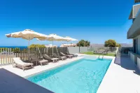 Heliades Residence - Swimmingpools