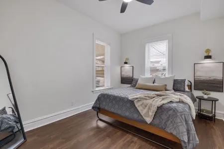 3BR Historic St. Charles, MO-Walking distance to Main Street