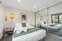 Timbermill House - 2 Bedrooms Hotels in Sorell