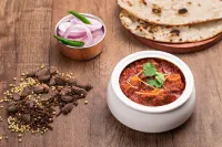 Holiday Inn GURGAON NH8 by IHG - breakfast