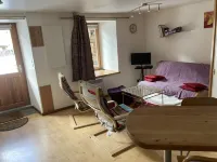 ST2 Magnificent 2-room apartment in the heart of the Queyras Hotels in Abries