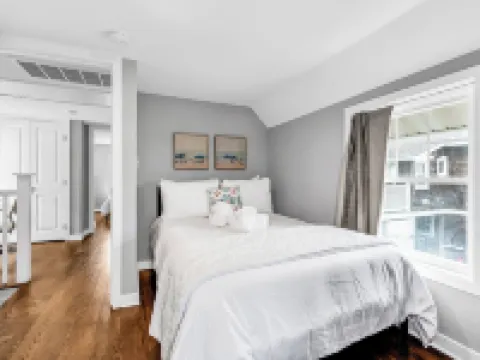 Seaside 2BR & 1.5BA, Walk to Beach & Badges Hotels near Seaside Park