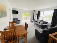 Kaka Point Holiday House