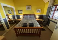 Delightful 3 Bed home overlooking River Echaig and Holy Loch, KIlmun, Dunoon.