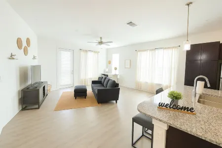 Bright & Cozy 1BHK with 1.5 Baths in Leander